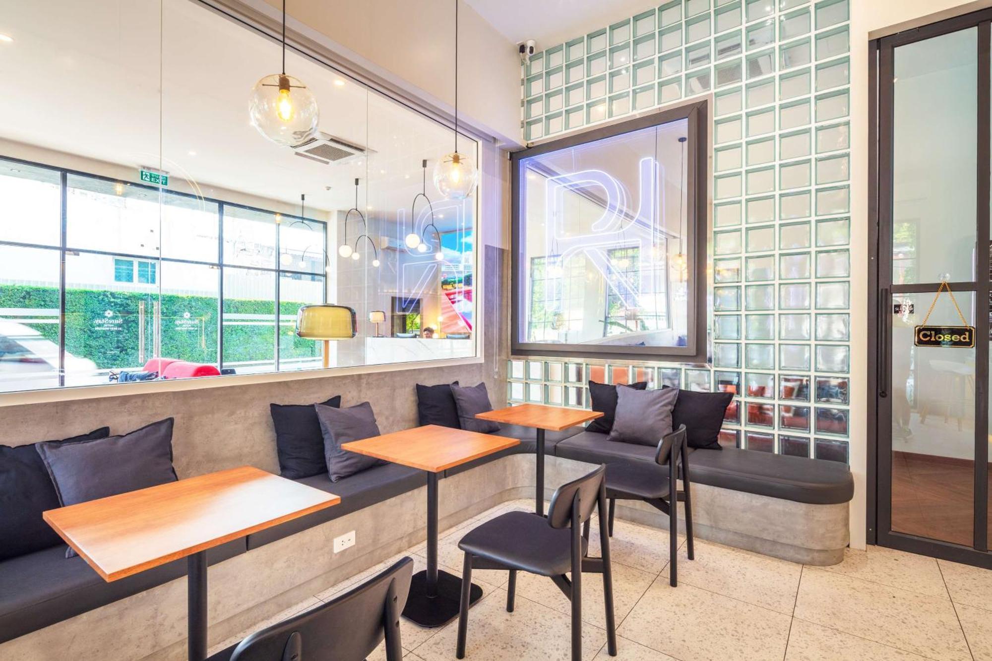 Surestay By Best Western Iconic Ari-Jatujak Bangkok Exterior photo