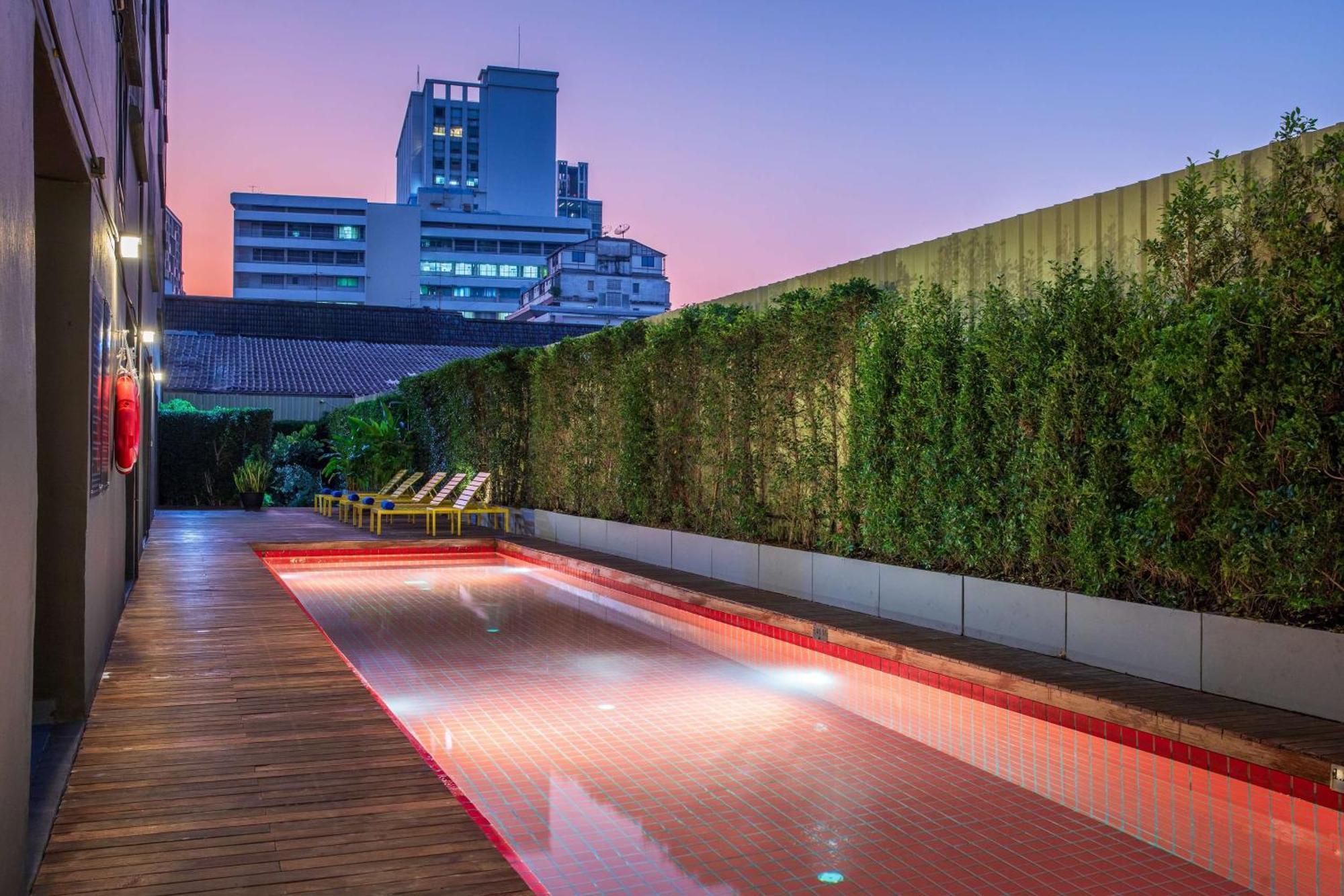 Surestay By Best Western Iconic Ari-Jatujak Bangkok Exterior photo